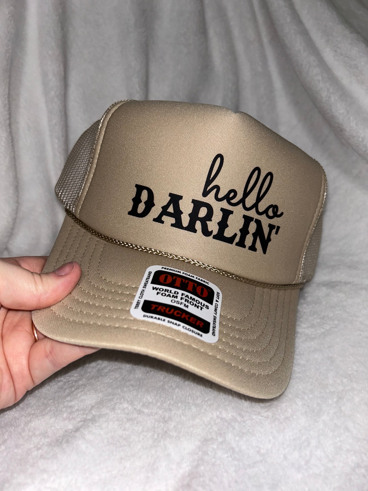 Hello Darlin