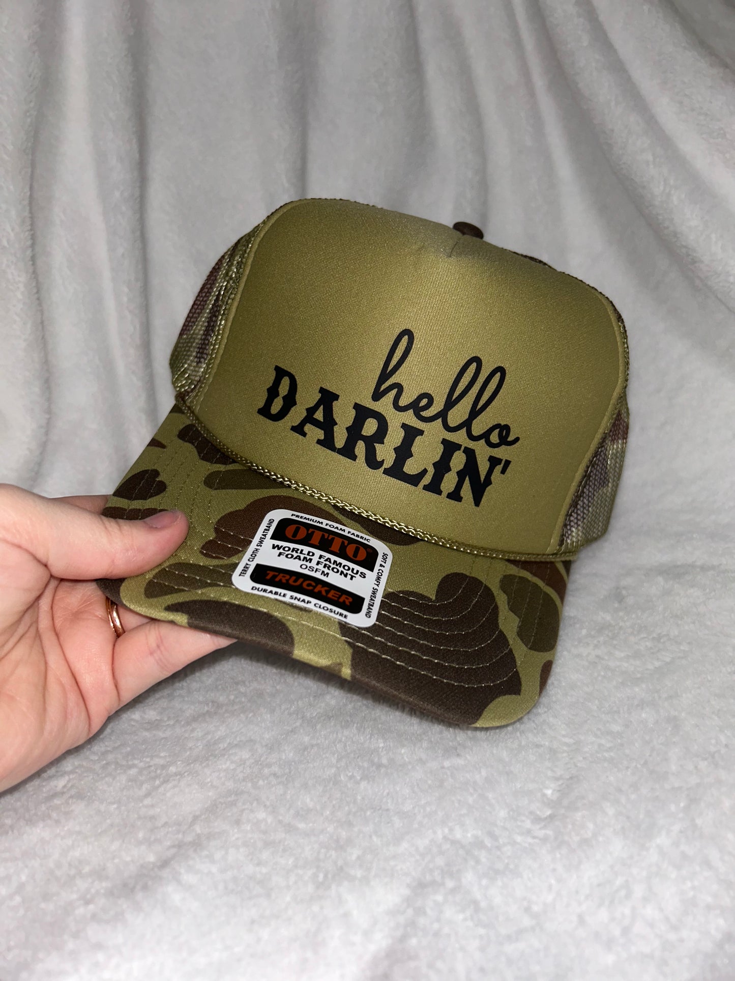Hello Darlin